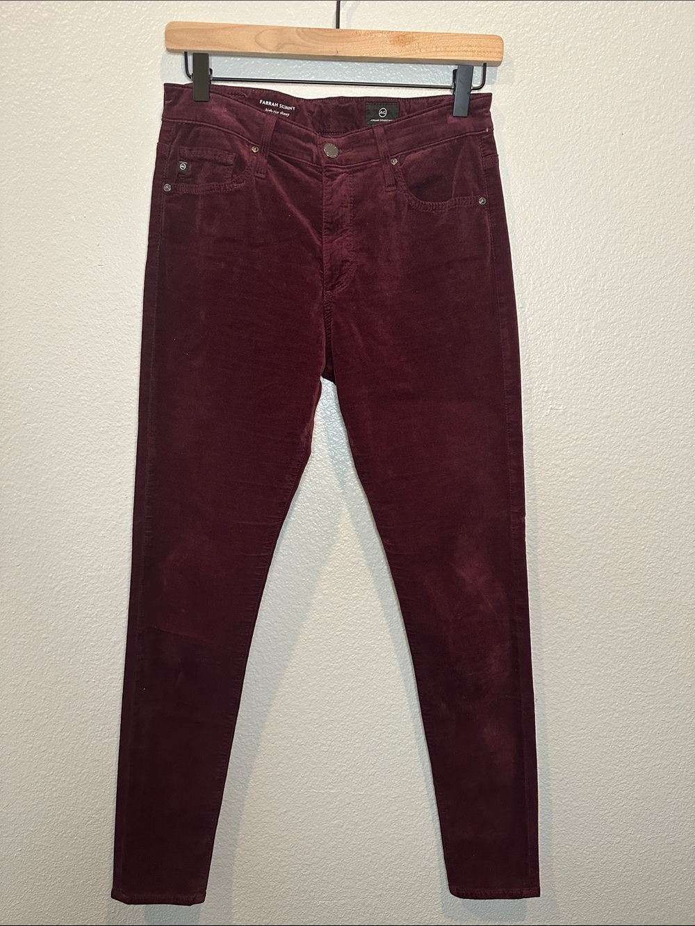 AG Farrah Skinny High Rise Velvet Pants Burgundy Wine Size 27R